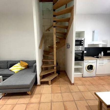 Superbe Appartement Cosy Avec Jardin Nîmes Exterior foto